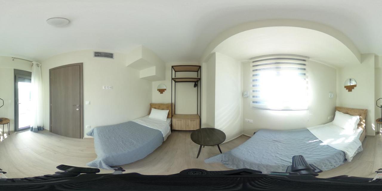 Hanioti Suite Maisonette In Front Of The Sea Екстериор снимка