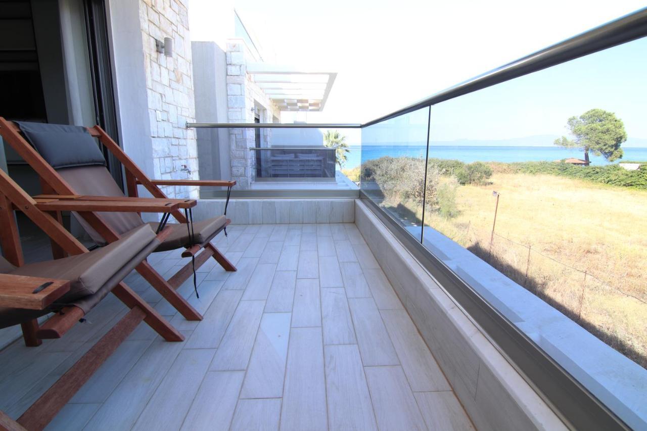 Hanioti Suite Maisonette In Front Of The Sea Екстериор снимка