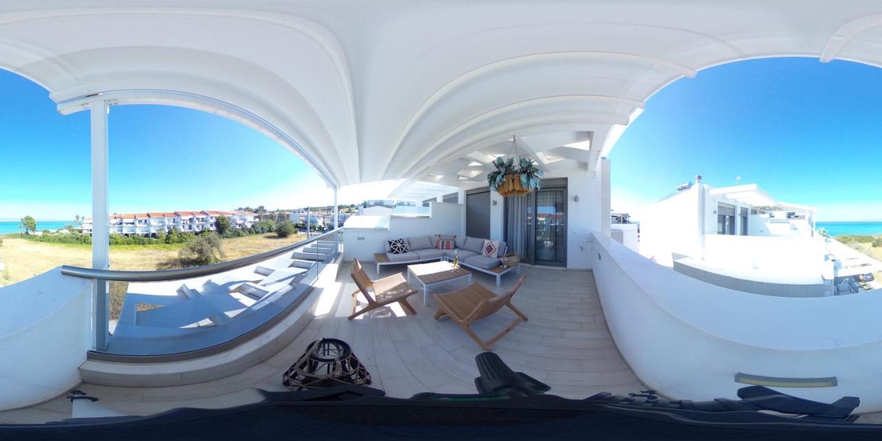 Hanioti Suite Maisonette In Front Of The Sea Екстериор снимка
