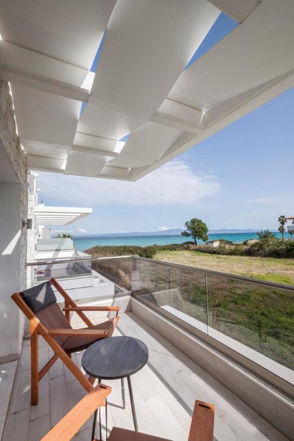 Hanioti Suite Maisonette In Front Of The Sea Екстериор снимка