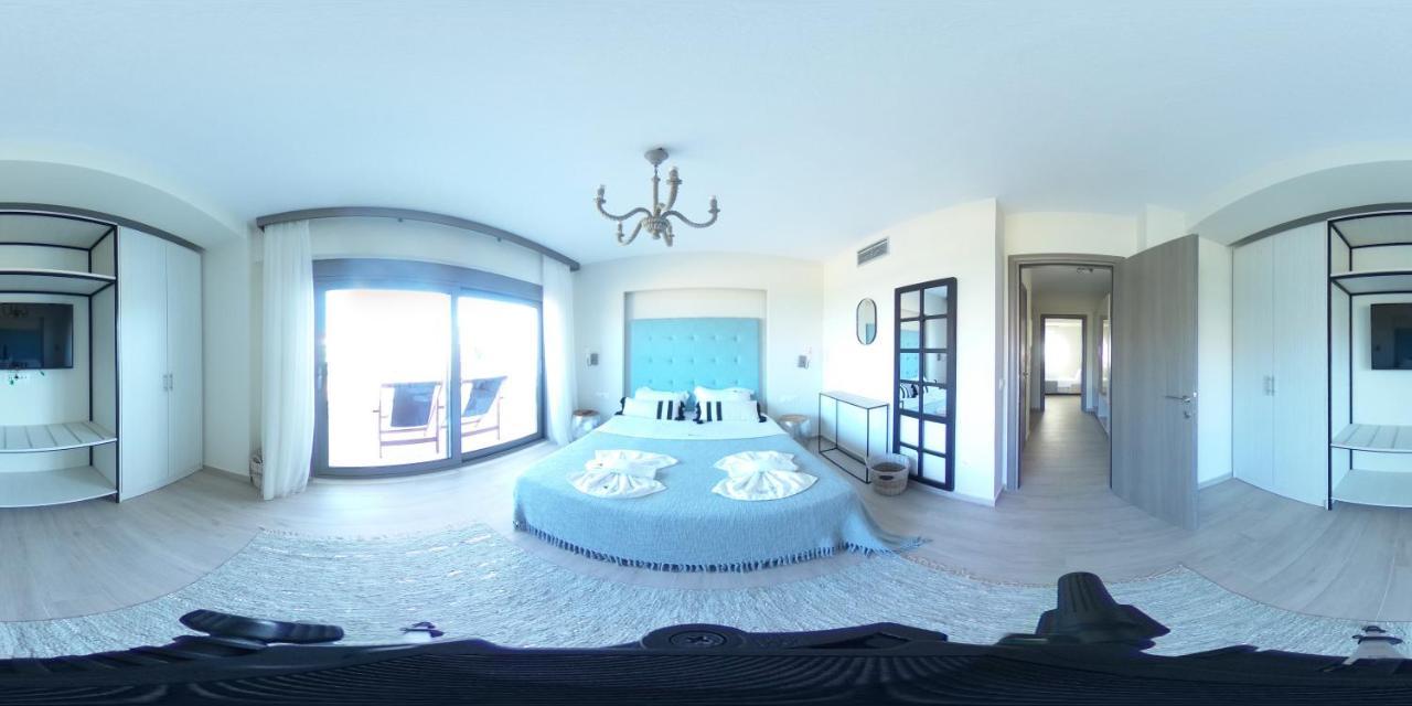 Hanioti Suite Maisonette In Front Of The Sea Екстериор снимка