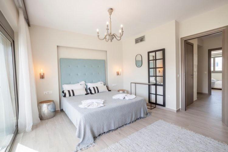 Hanioti Suite Maisonette In Front Of The Sea Екстериор снимка